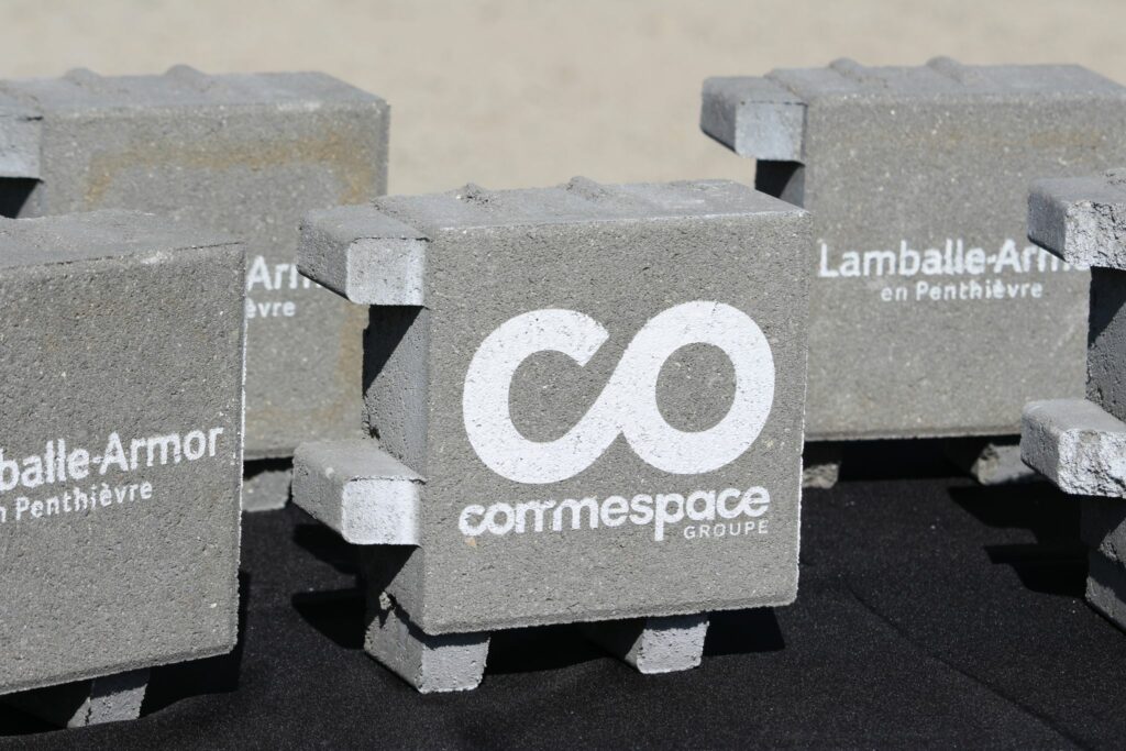 Nouvelle plateforme La Poste à Lamballe | Groupe Commespace